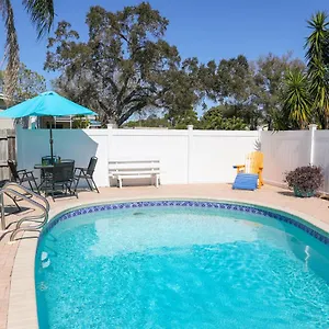 License To Chill - Heated Pool, Indian Rocks Beach, Play , Largo United States